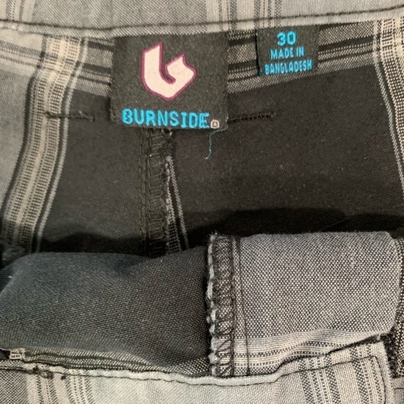 Burnside shorts‎ - Picture 3 of 3
